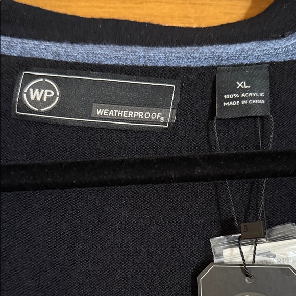 Weatherproof Black Cardigan - Picture 2 of 2